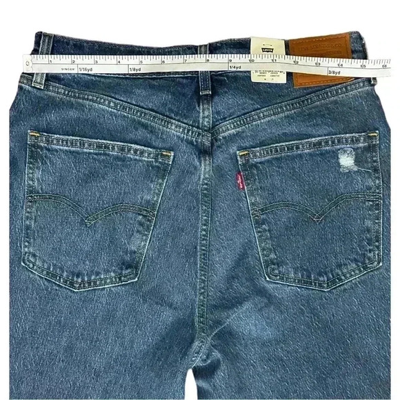 Levi’s Premium 70’s High Flare Jean in Sonoma Step, size 31, NWT - Picture 6 of 7